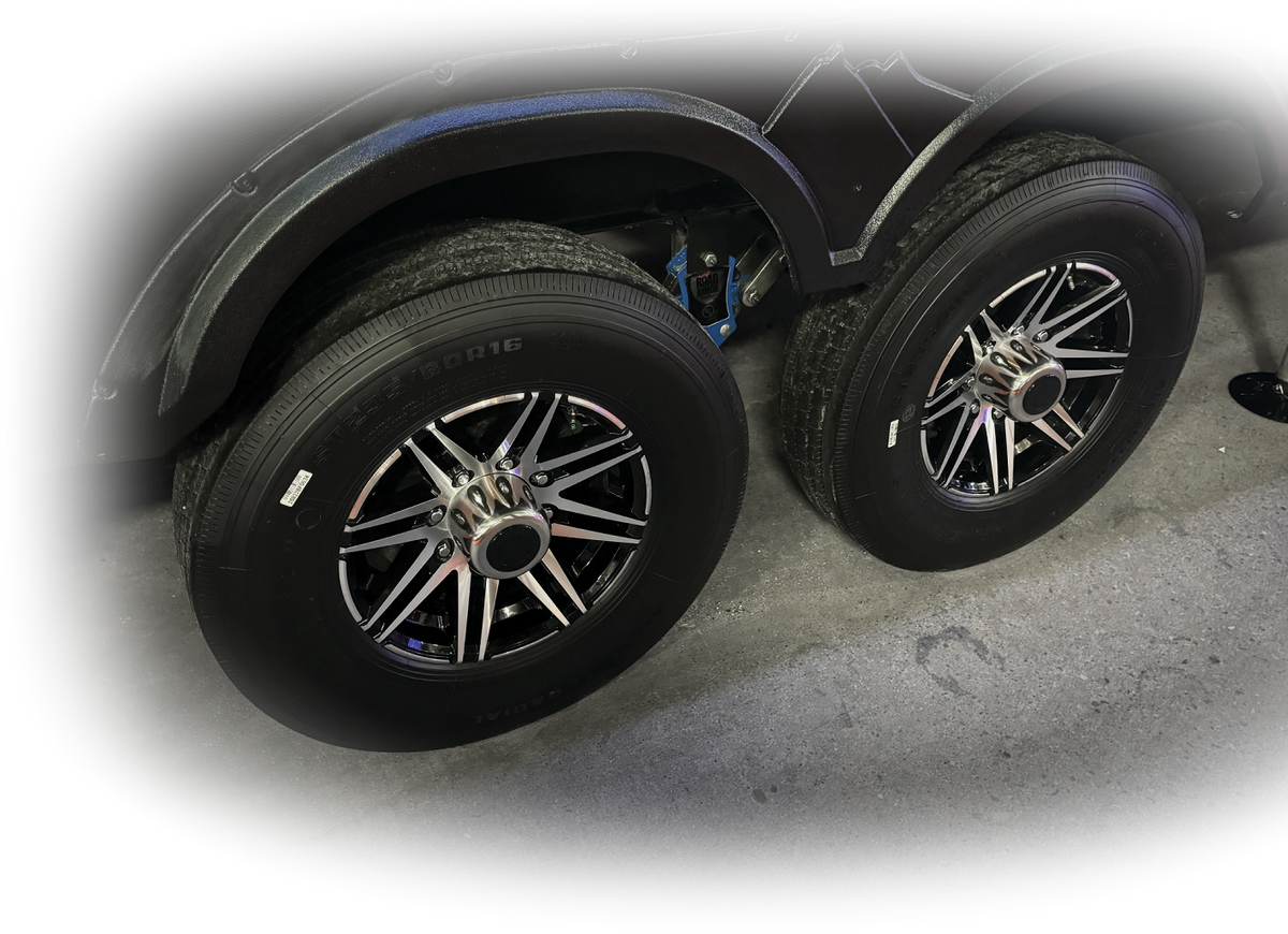 Tandem axle trailer wheels